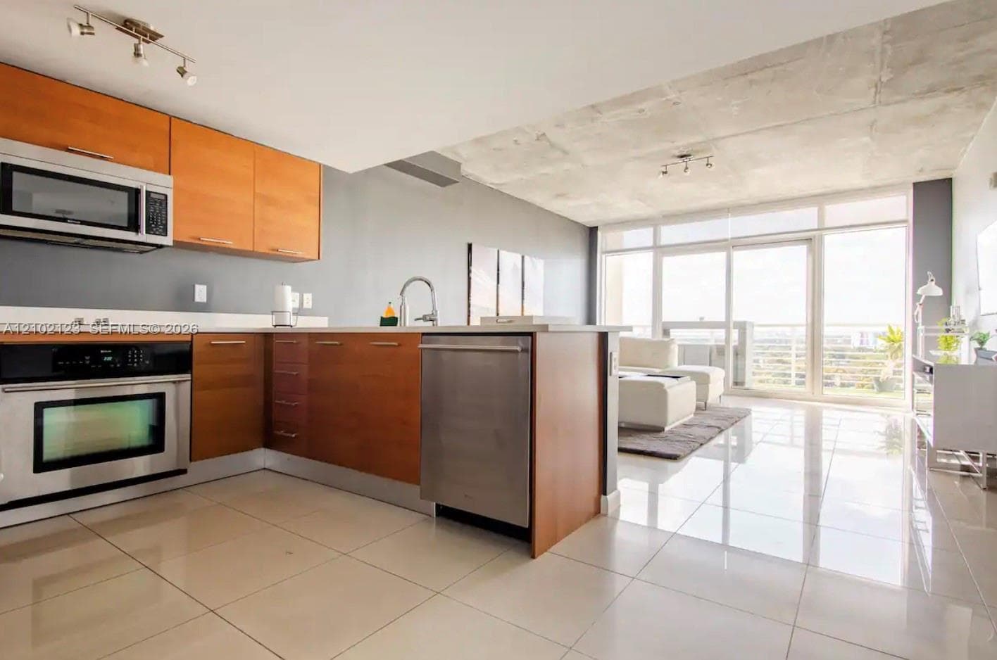 3250 NE 1st Ave # 1108, Miami FL 33137