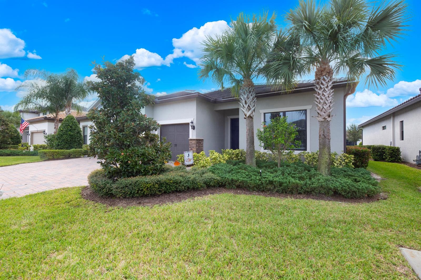 652 SE BOBOLI Way, Port St. Lucie FL 34984