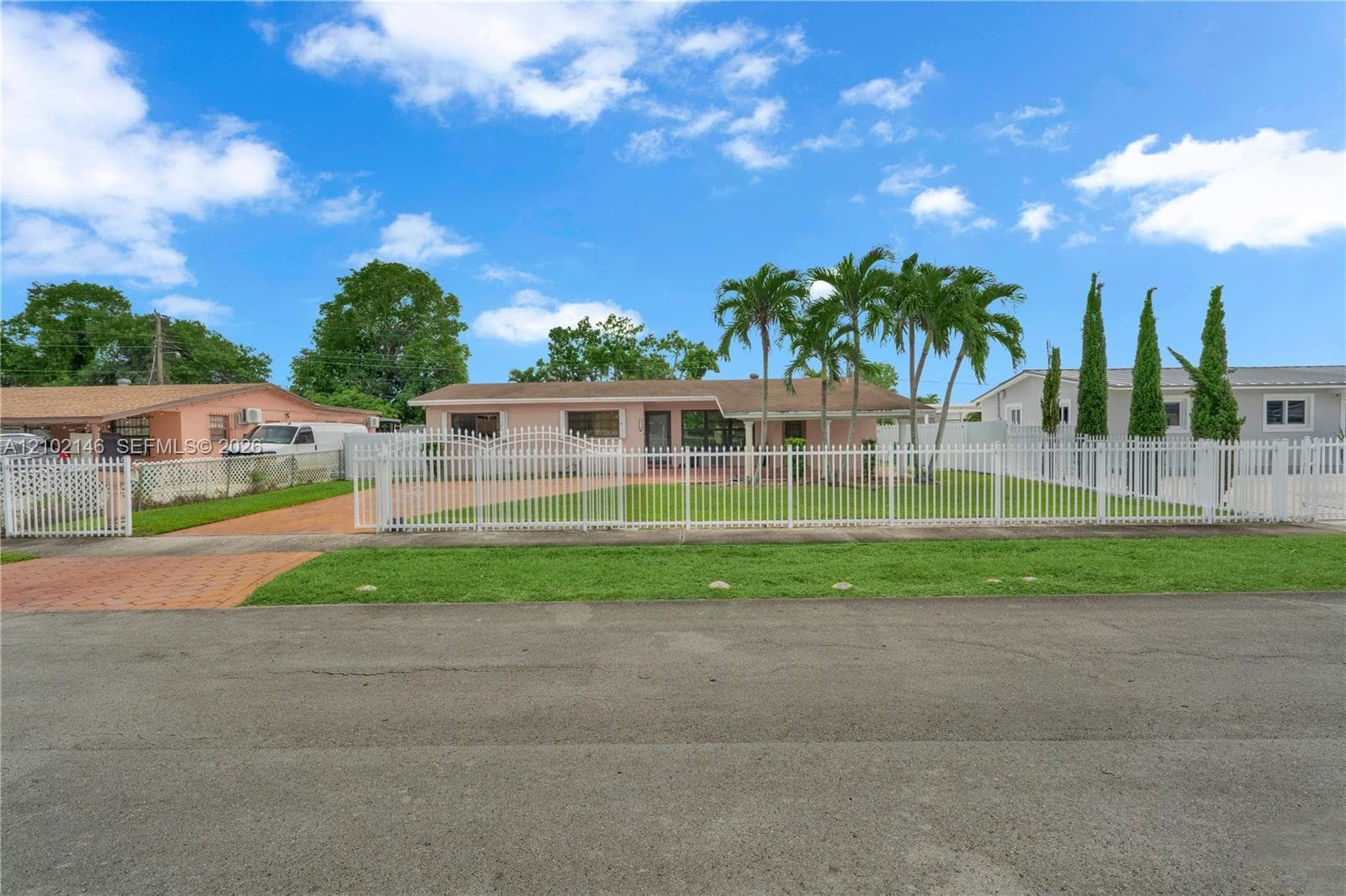 4770 NW 171st St, Miami Gardens FL 33055