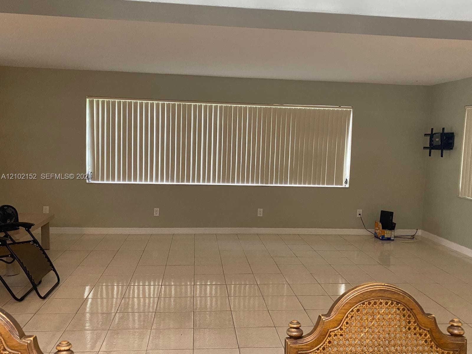 467 W 43rd Pl, Hialeah FL 33012