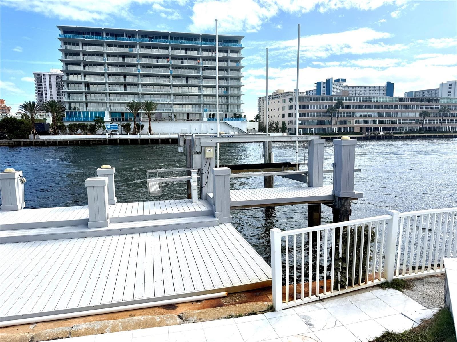 720 NE 28TH Avenue, Pompano Beach FL 33062