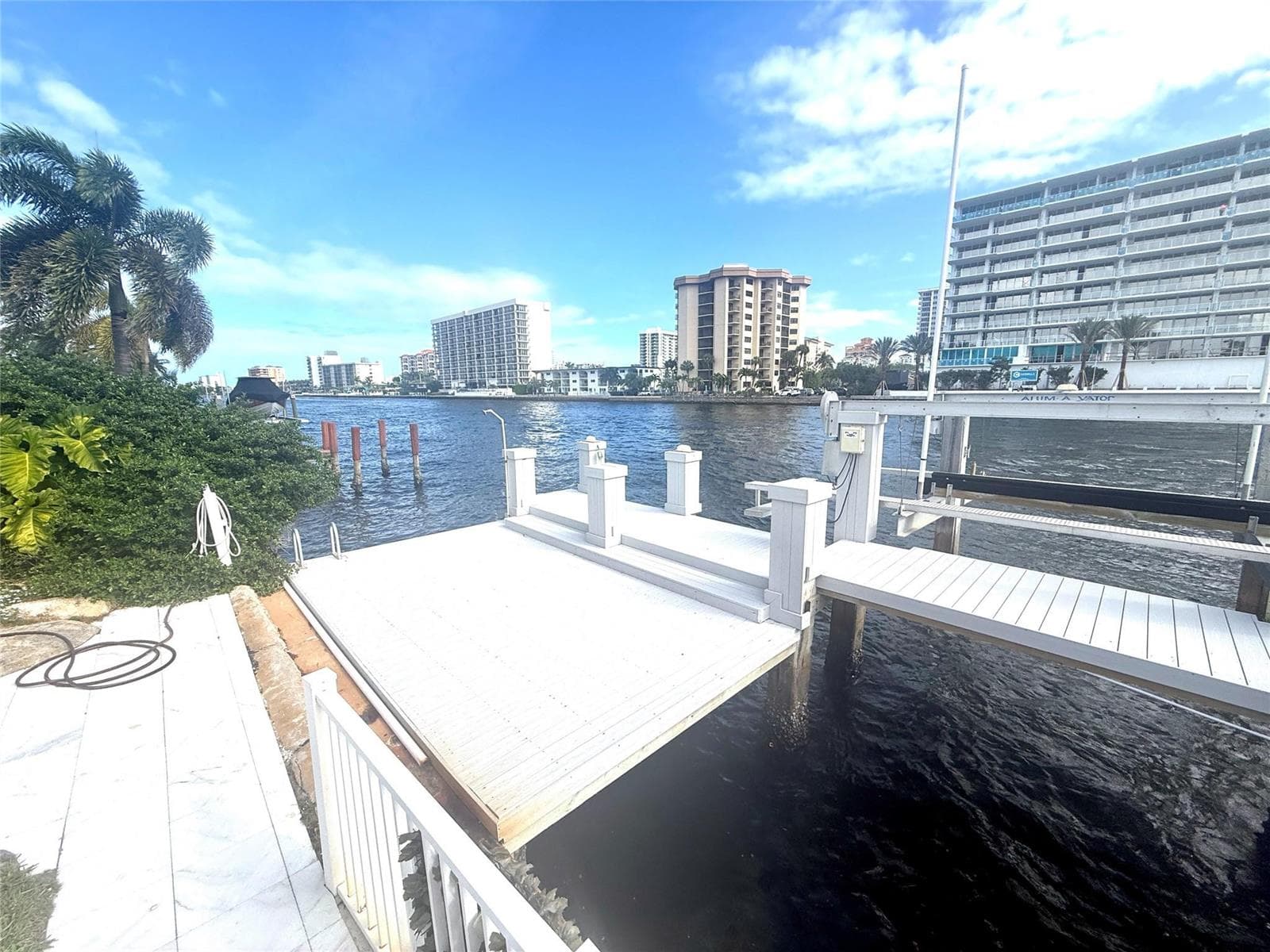 720 NE 28TH Avenue, Pompano Beach FL 33062