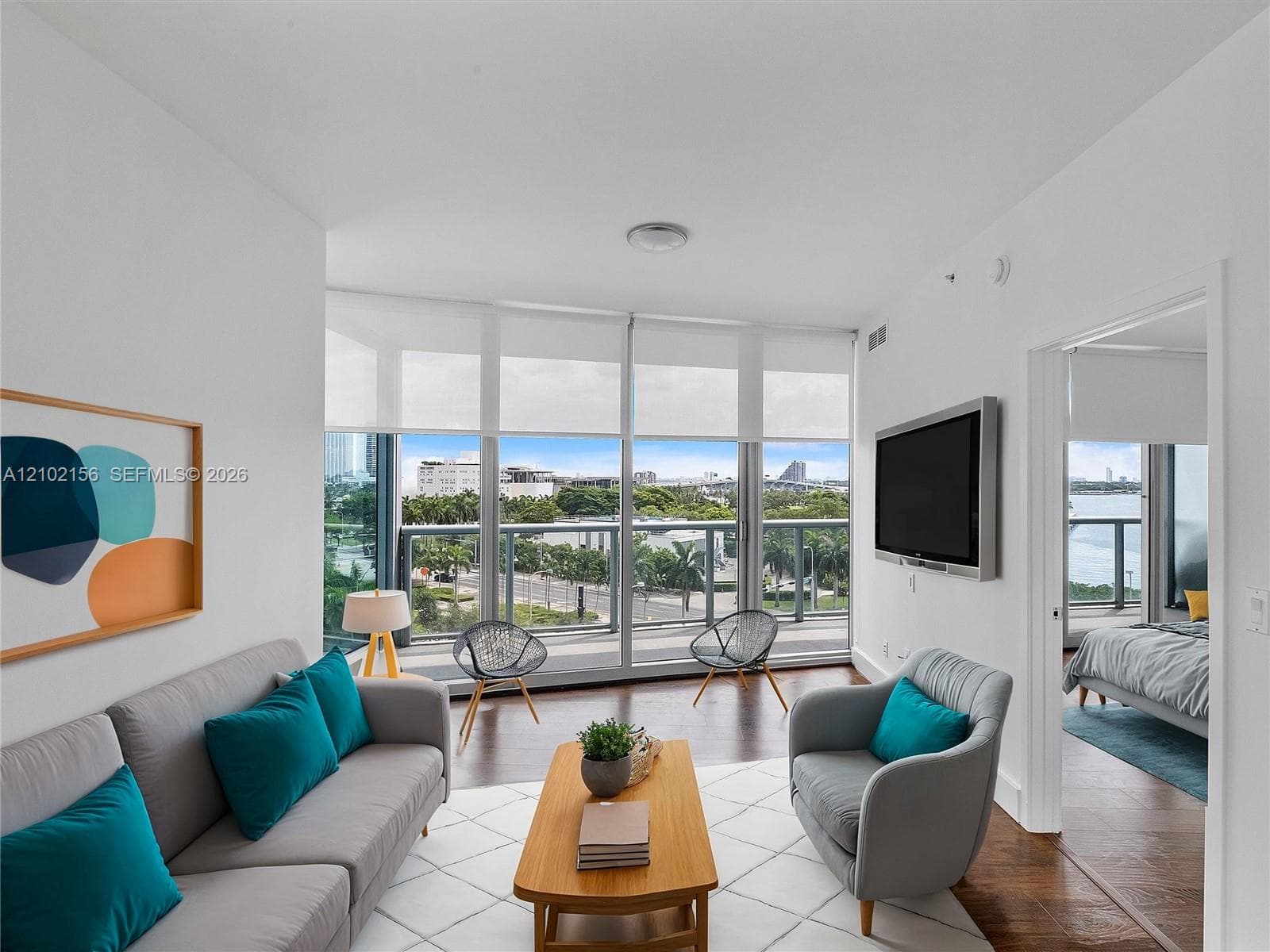 888 Biscayne Blvd # 612, Miami FL 33132