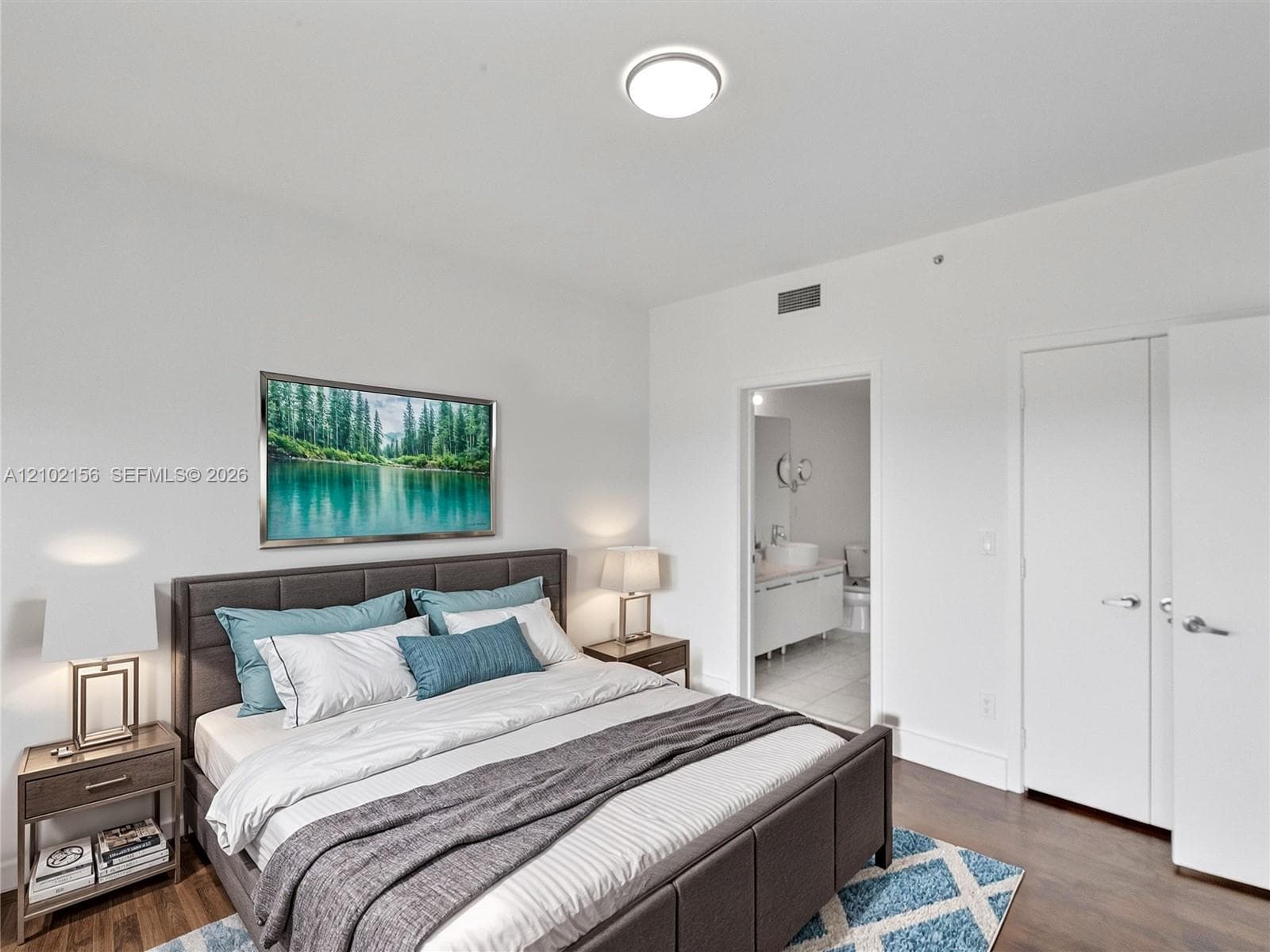888 Biscayne Blvd # 612, Miami FL 33132