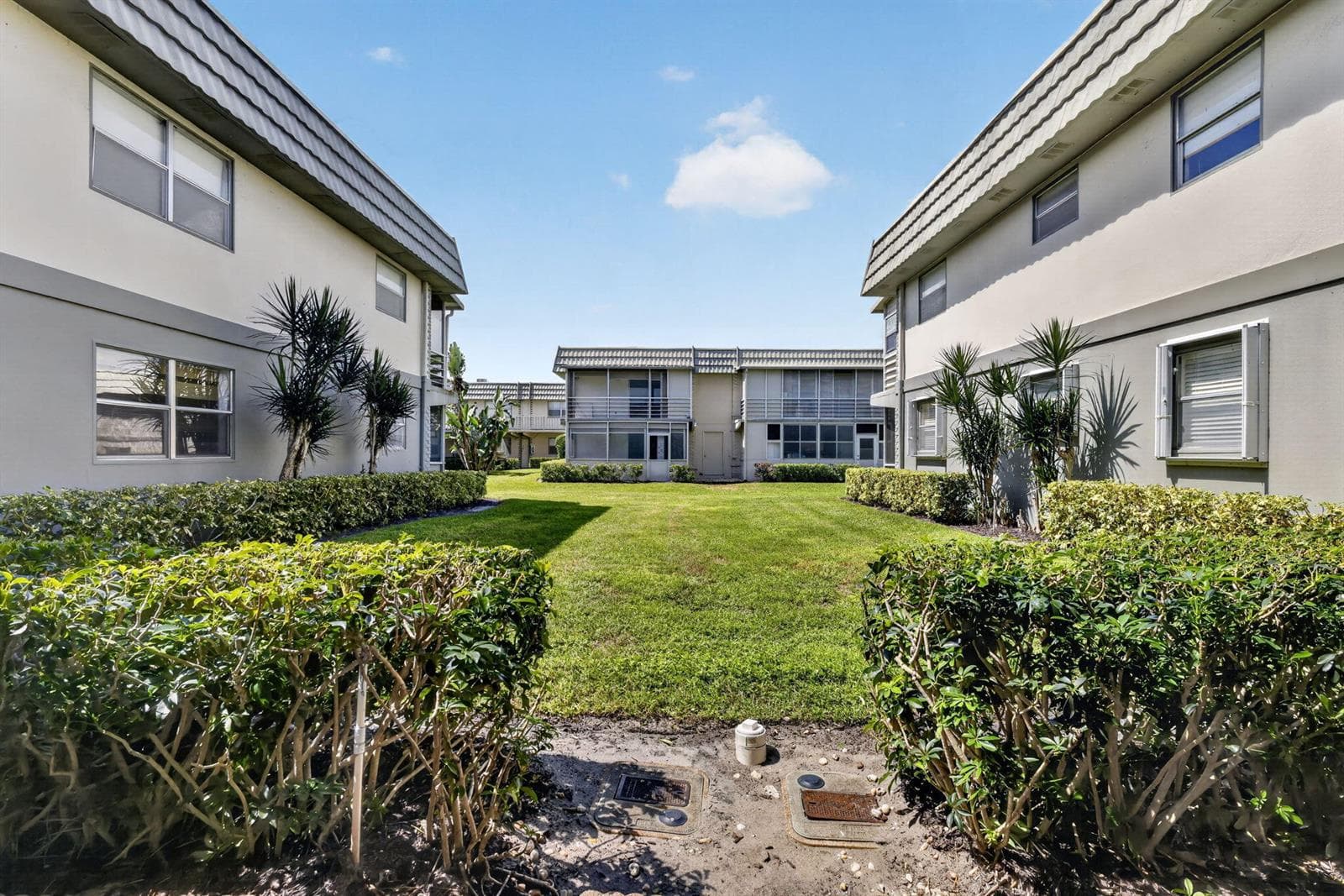 542 Monaco Way, Delray Beach FL 33446