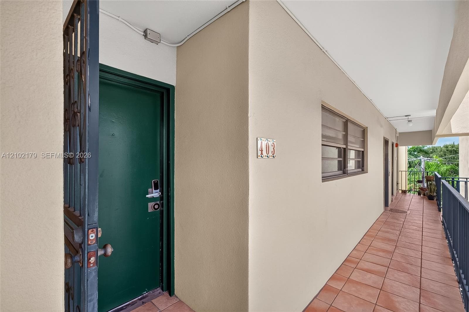 525 Coral Way # 403, Coral Gables FL 33134