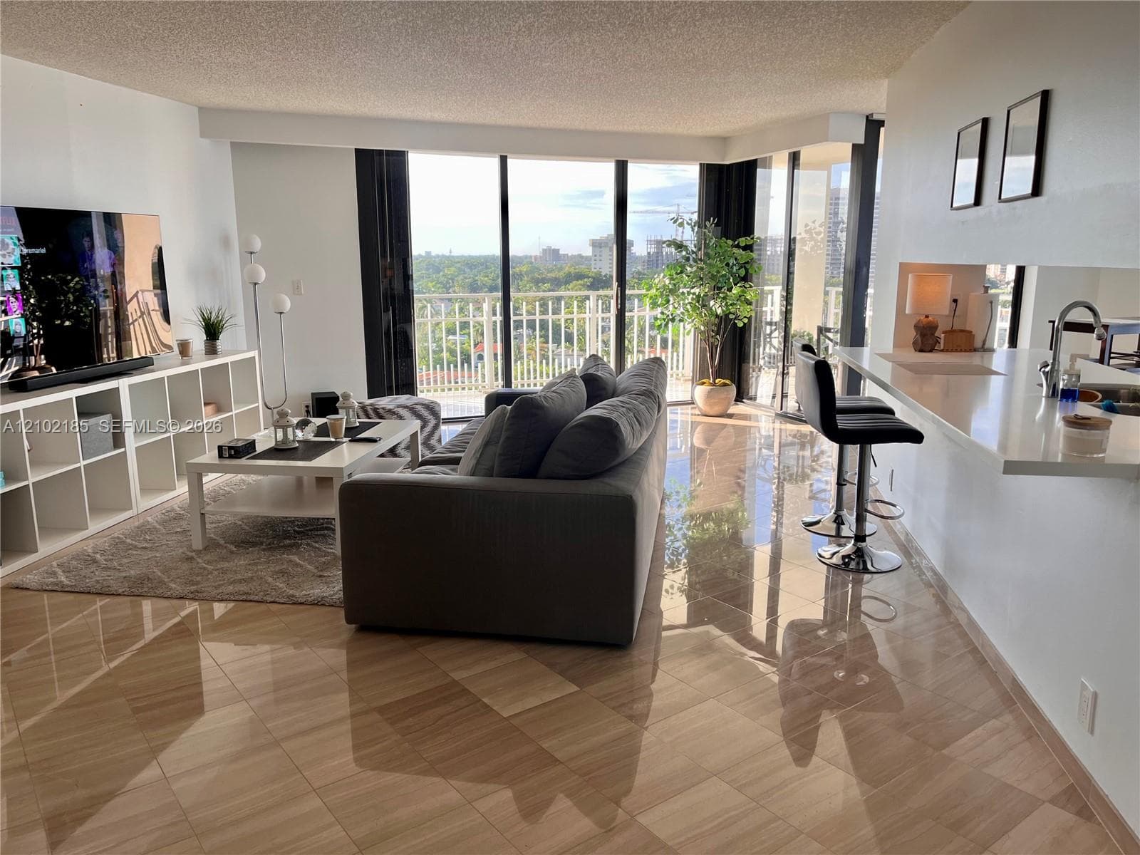 4000 NE Towerside Ter # 1101, Miami FL 33138