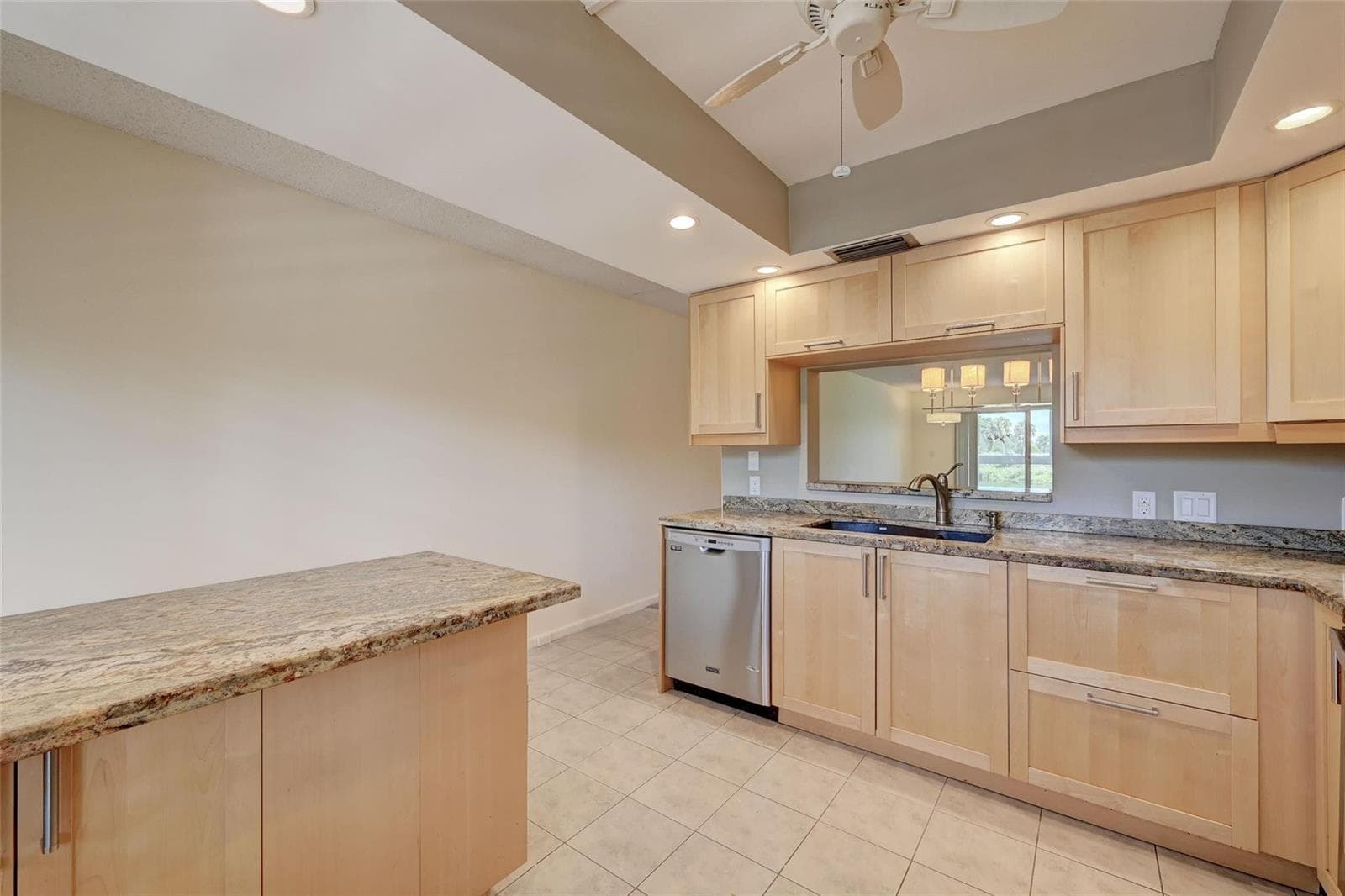 4402 MARTINIQUE Court # D2, Coconut Creek FL 33066