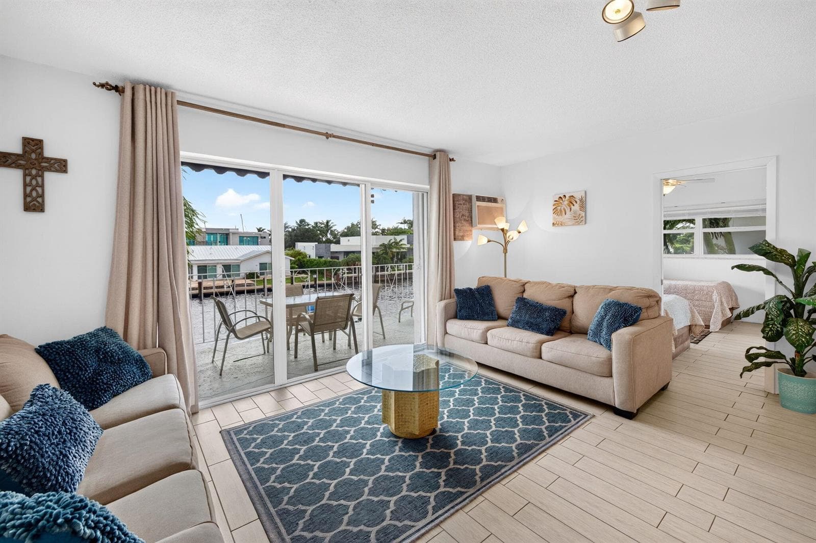 2830 NE 30TH Street # 19, Fort Lauderdale FL 33306