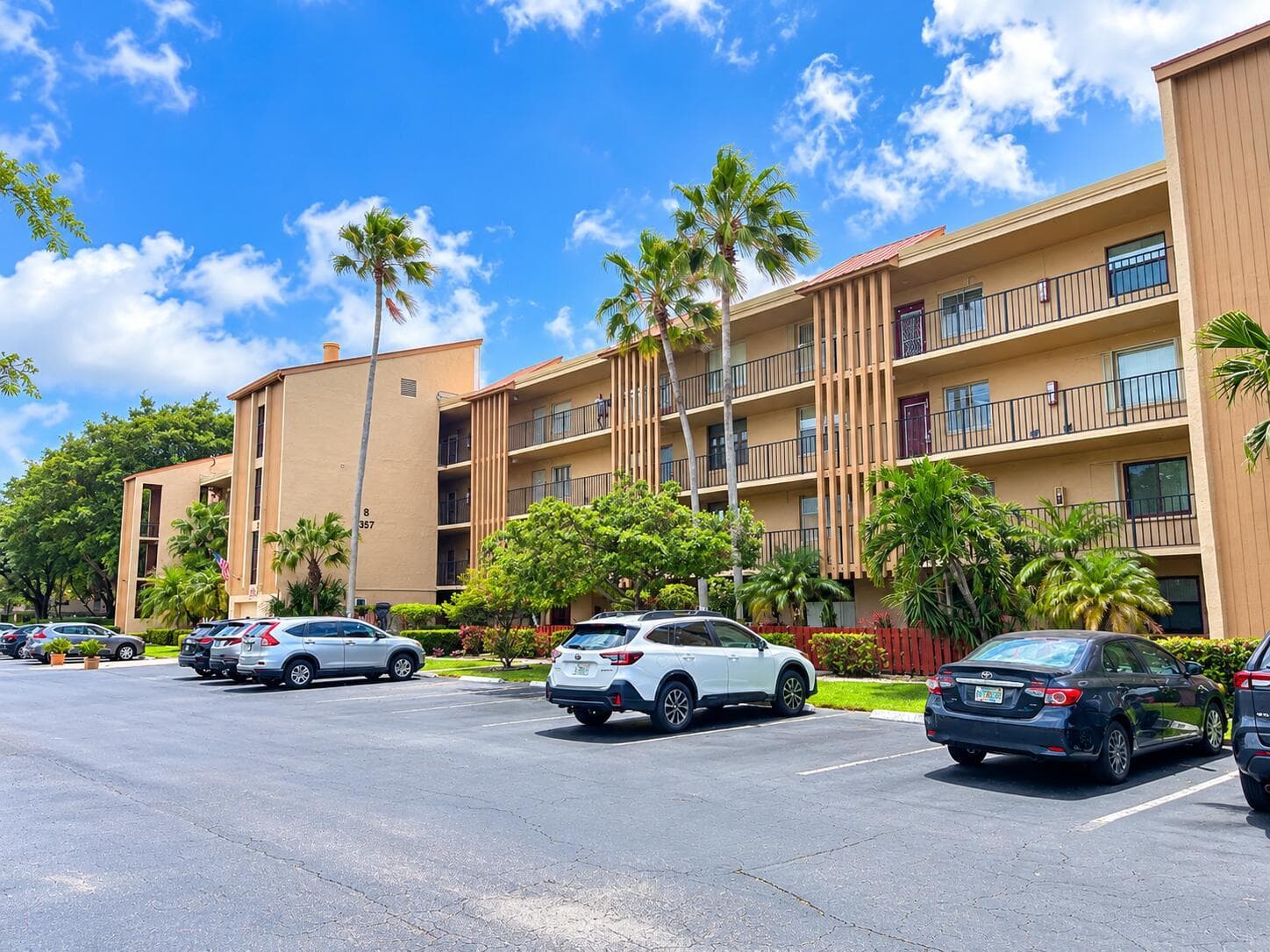 357 N Rock Island Road # 407, Margate FL 33063