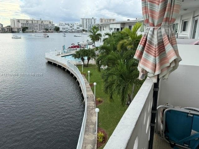 2500 Diana Dr # 308, Hallandale Beach FL 33009