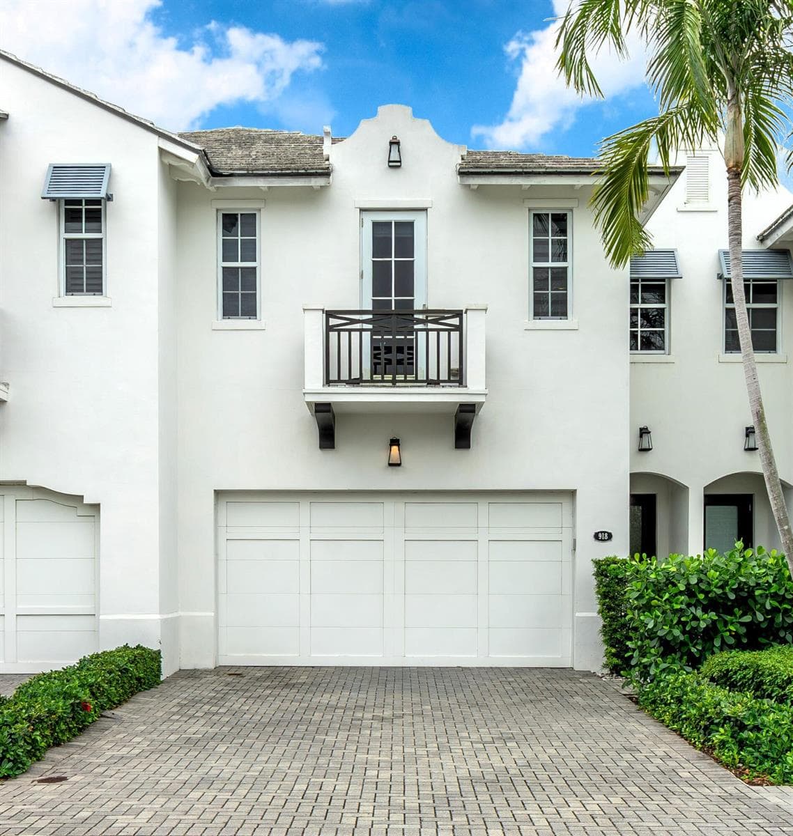 918 St George Boulevard, Delray Beach FL 33483