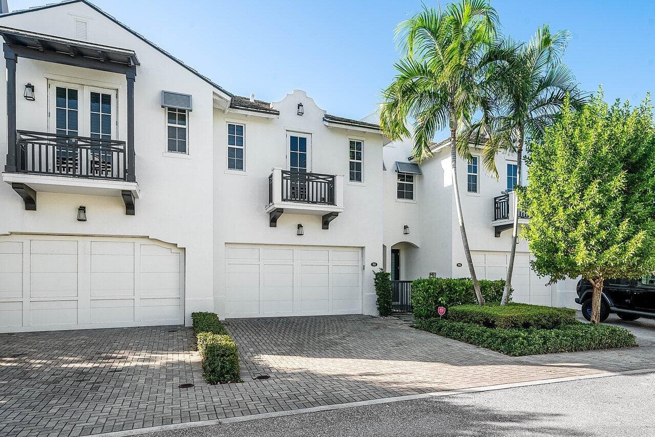 918 St George Boulevard, Delray Beach FL 33483