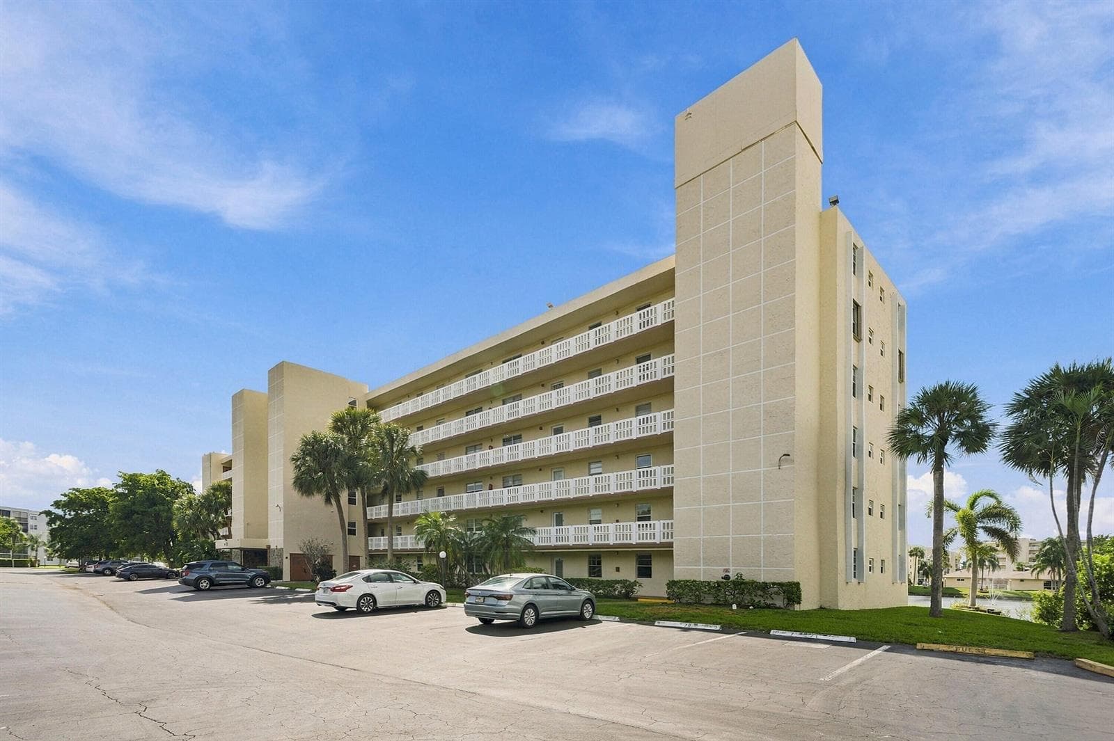 111 SE 3RD Avenue # 602, Dania Beach FL 33004