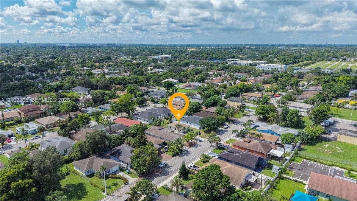2842 NW 9th Pl, Fort Lauderdale FL 33311