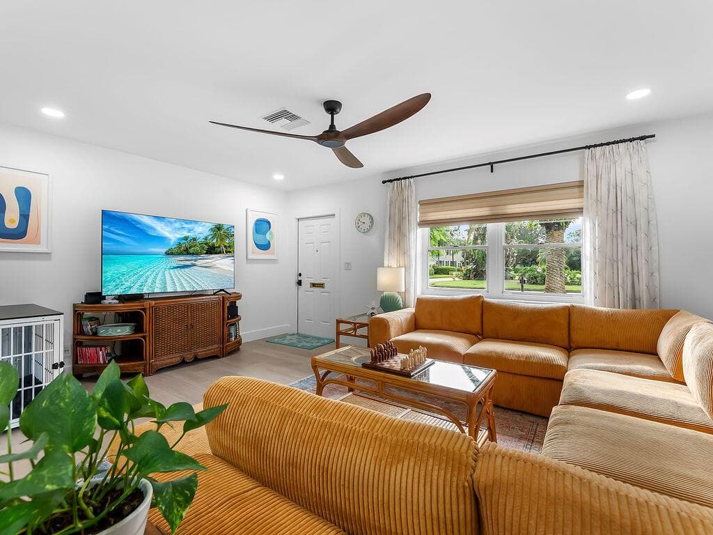2041 Buena Vista Boulevard, Vero Beach FL 32960
