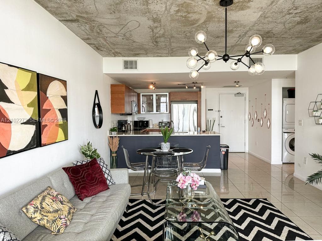 3250 NE 1st Ave # 810, Miami FL 33137