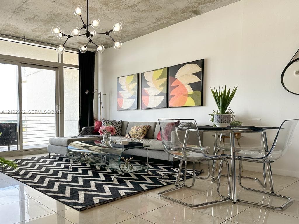 3250 NE 1st Ave # 810, Miami FL 33137