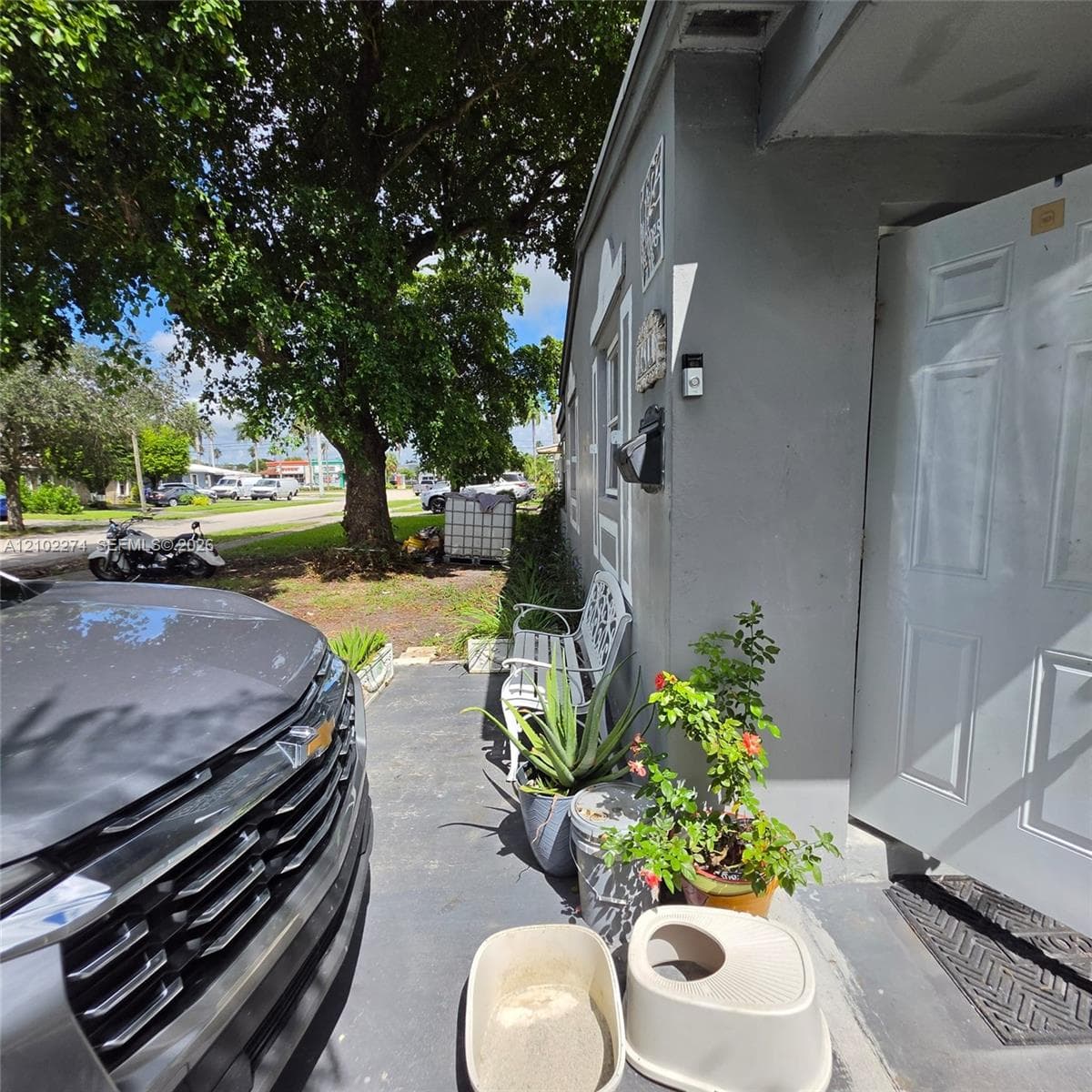 1611 N 69th Way, Hollywood FL 33024