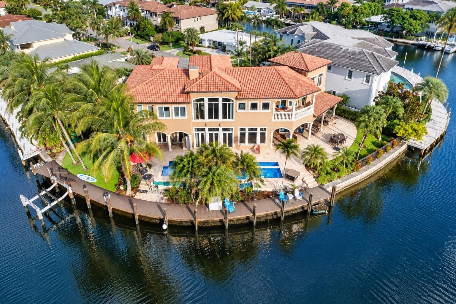 2311 NE 35TH Street, Lighthouse Point FL 33064