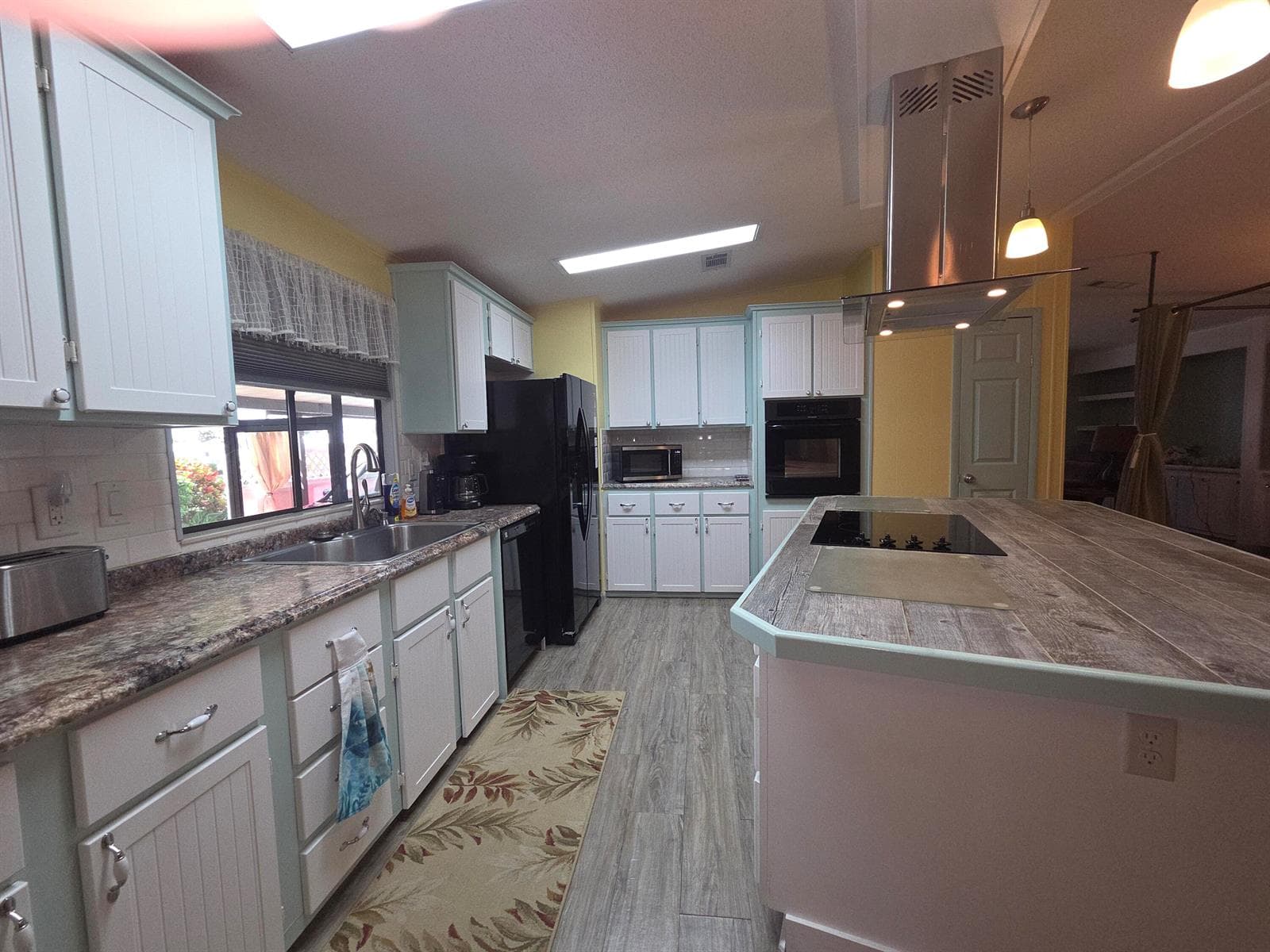 7701 SE SHENANDOAH Drive, Hobe Sound FL 33455