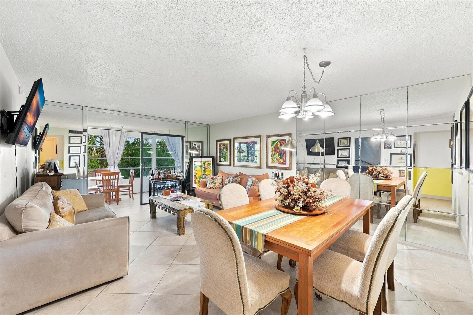 3940 NW 42ND Avenue # 313, Lauderdale Lakes FL 33319