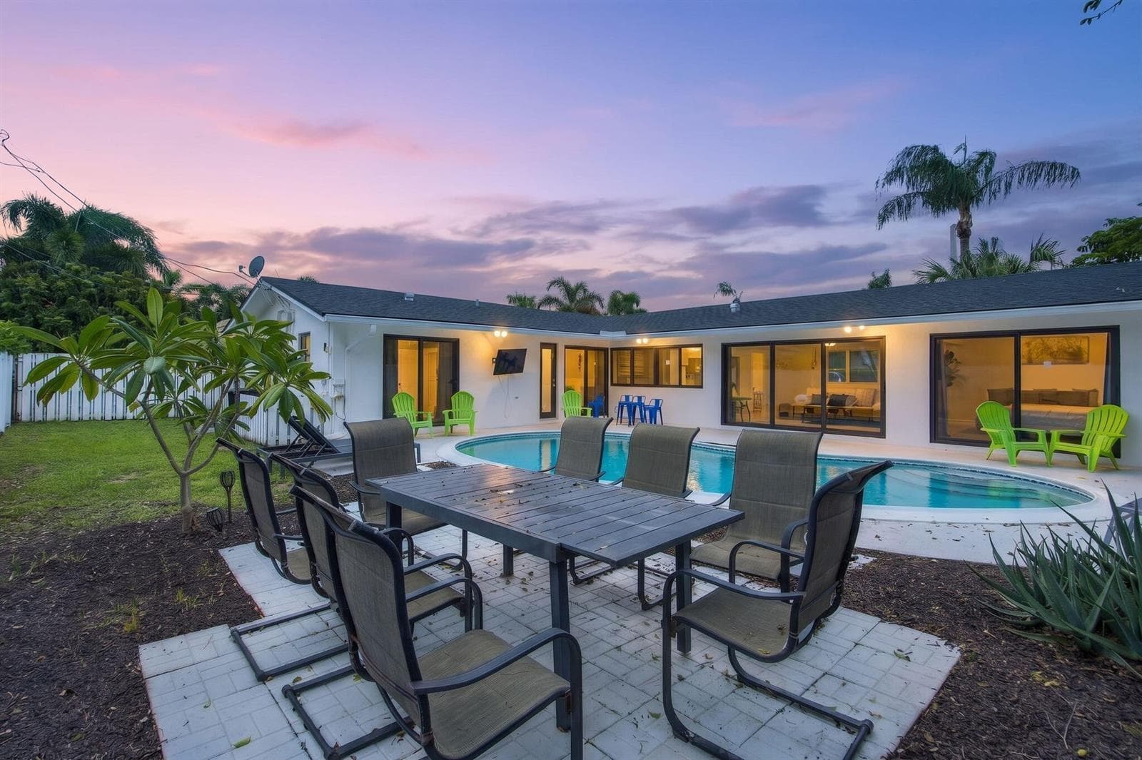 2102 NE 68TH Street, Fort Lauderdale FL 33308