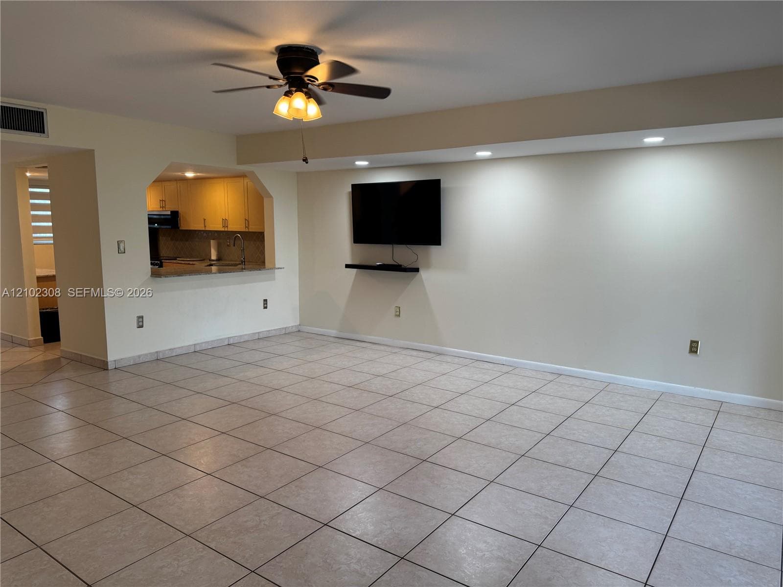 7033 NW 169th St # 7033, Hialeah FL 33015