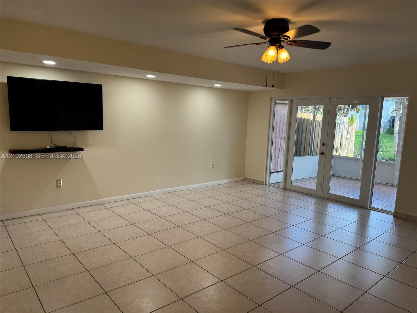 7033 NW 169th St # 7033, Hialeah FL 33015