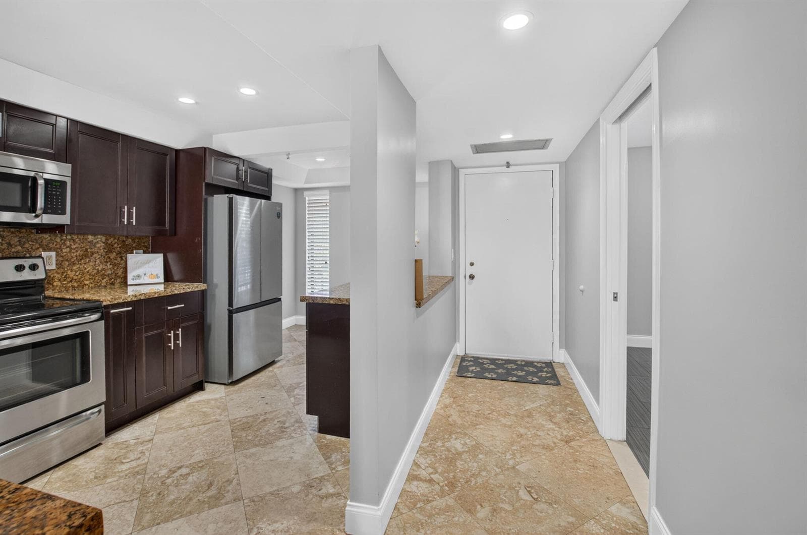 20 ROYAL PALM Way # 301, Boca Raton FL 33432