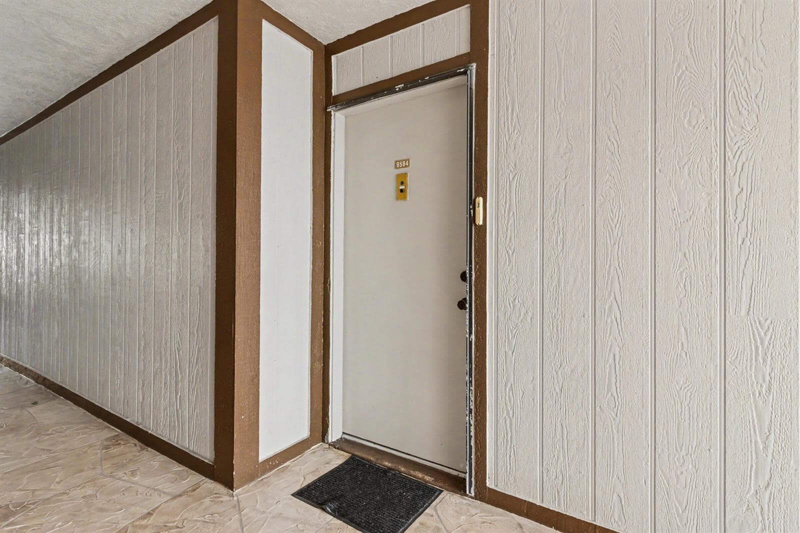 9584 N BELFORT Circle # 112, Tamarac FL 33321