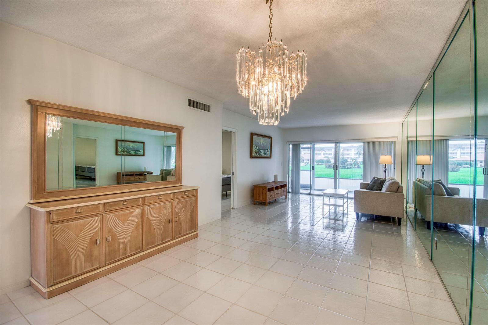 3351 Spanish Trail # 113, Delray Beach FL 33483
