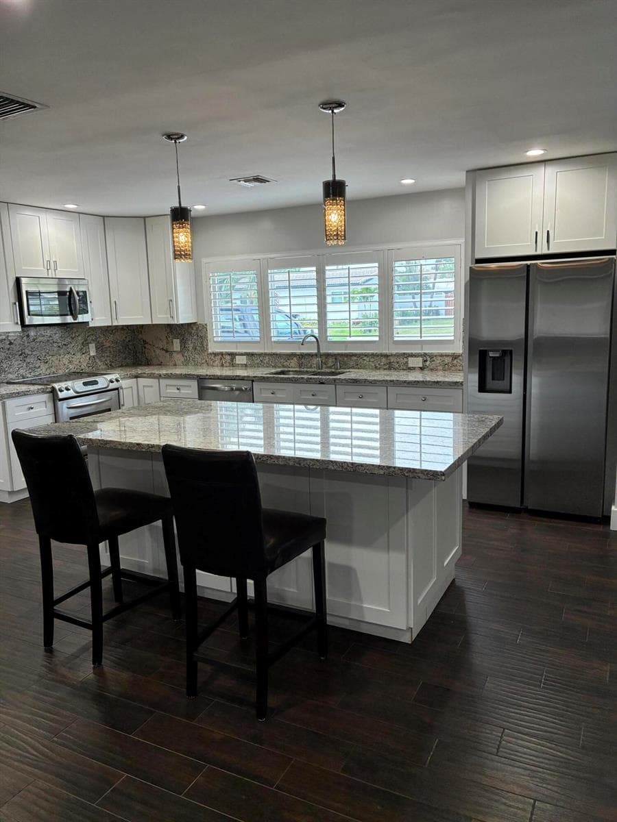 1104 SE 14TH Street, Deerfield Beach FL 33441