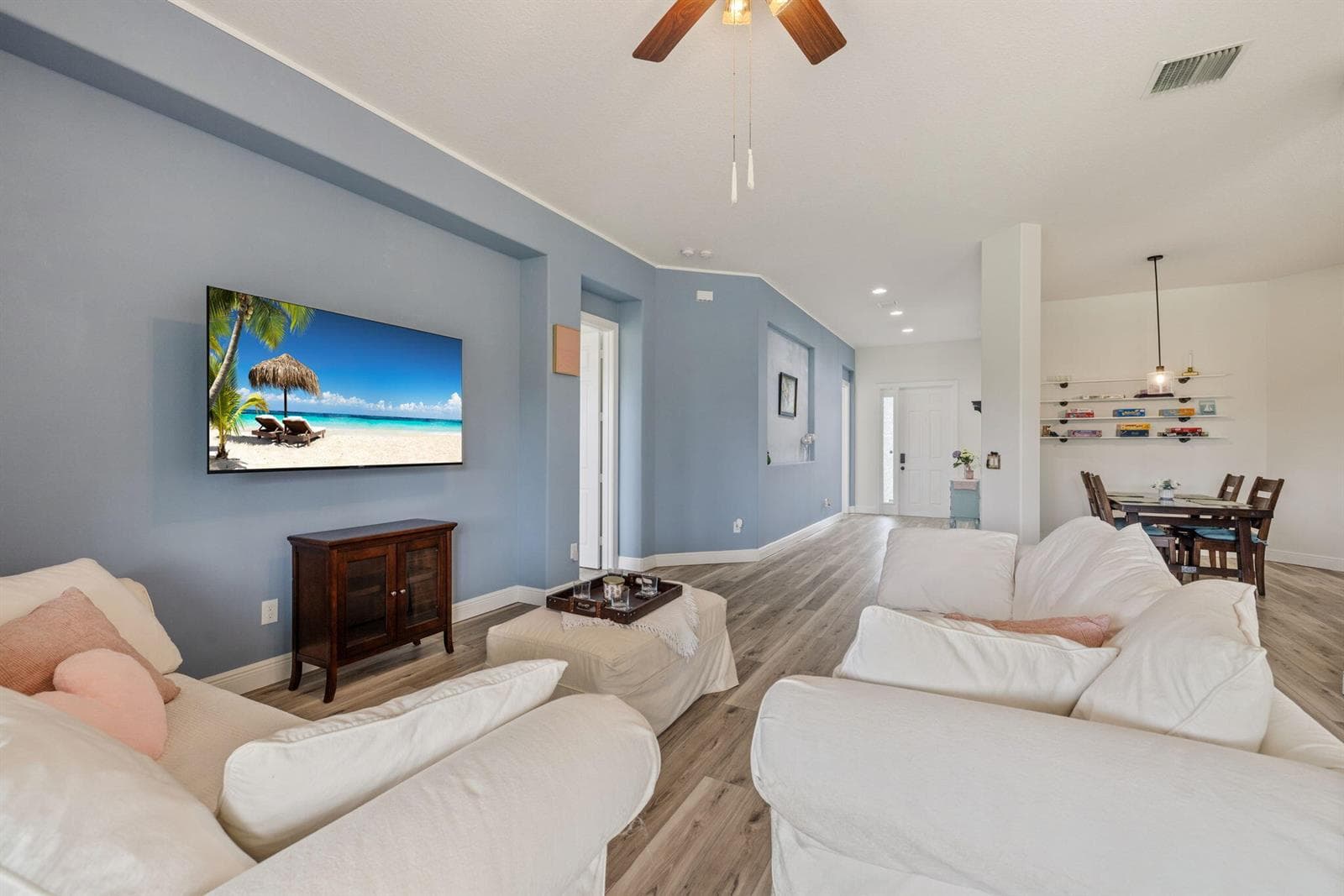 670 TANGELO Circle SW, Vero Beach FL 32968