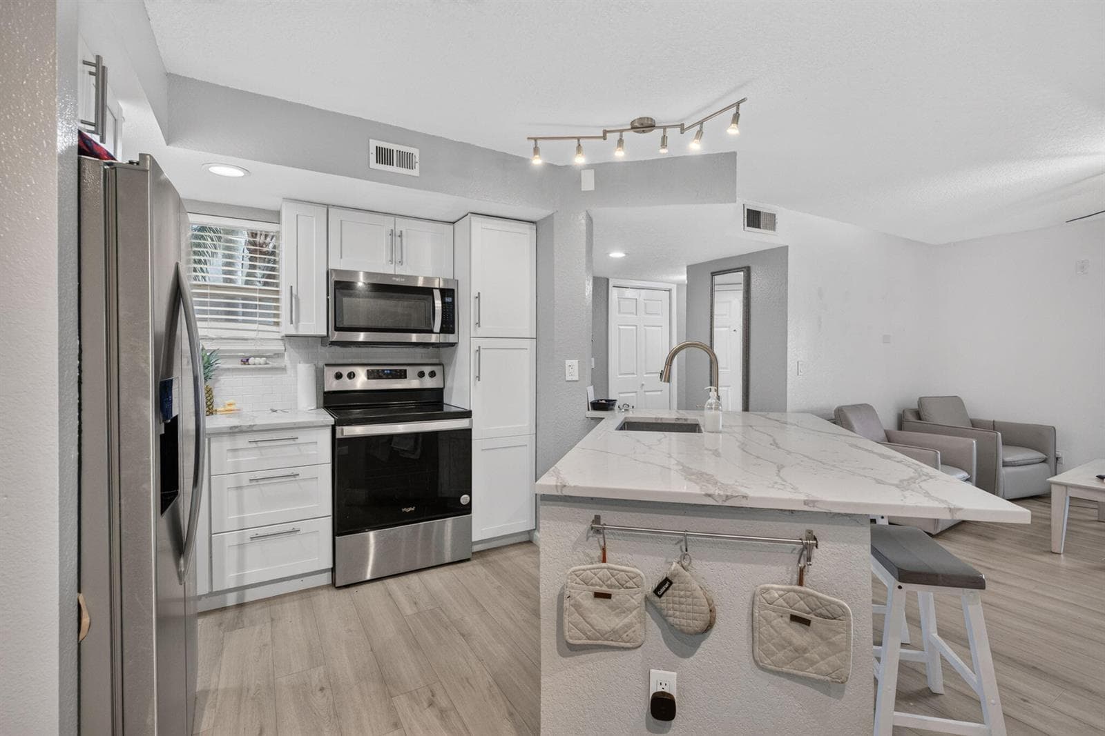 12510 Vista Isles Drive # 1212, Sunrise FL 33325