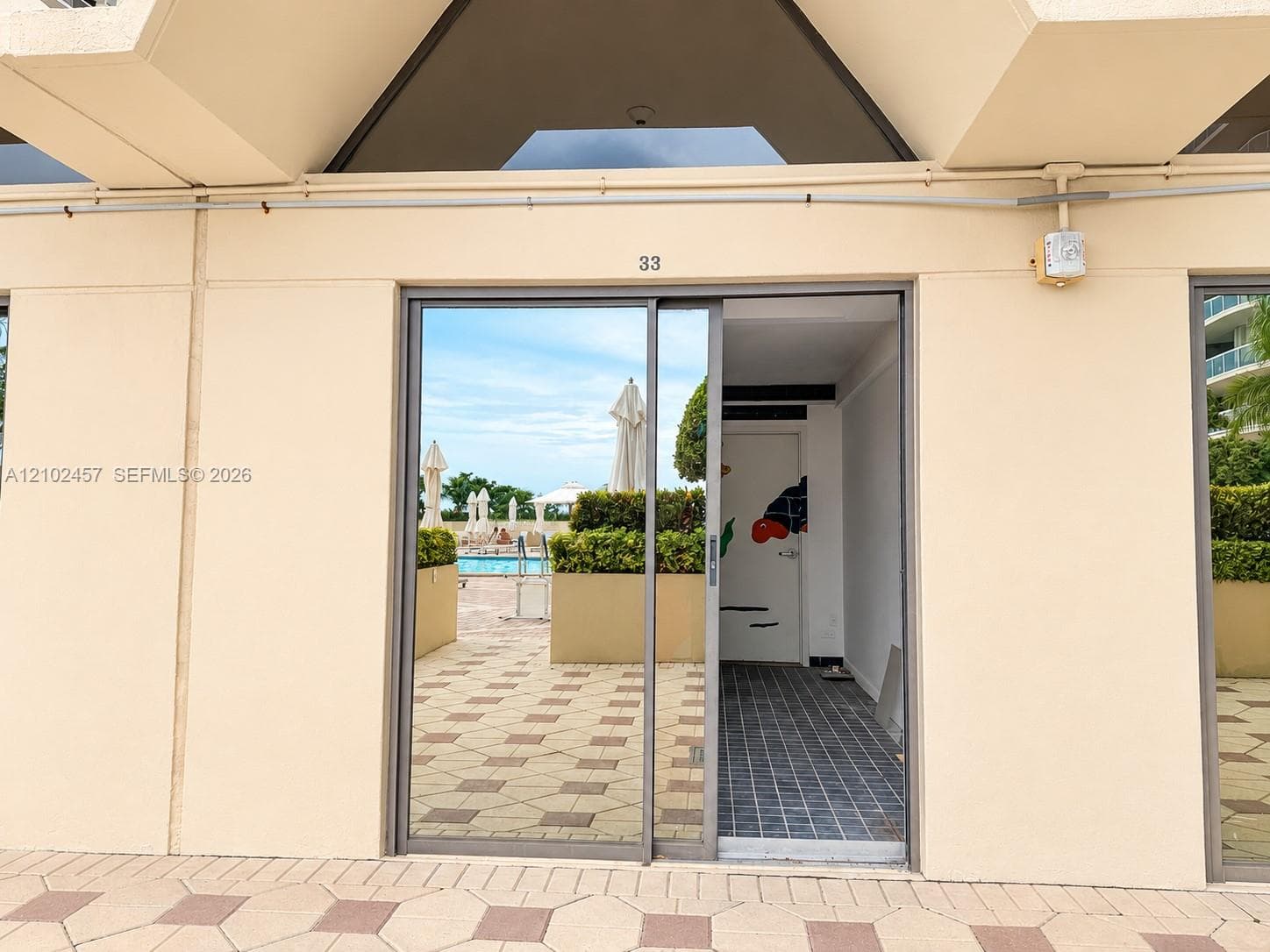 20191 E Country Club Dr, Aventura FL 33180