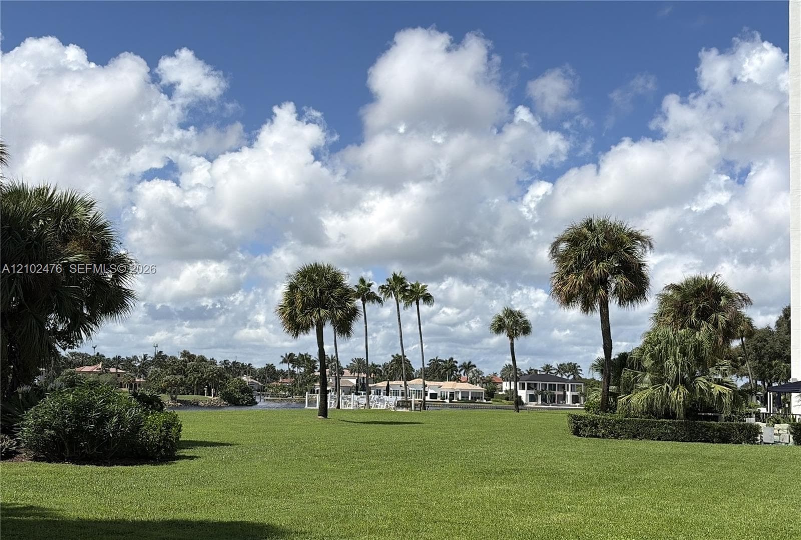 356 Golfview Rd # 305, North Palm Beach FL 33408