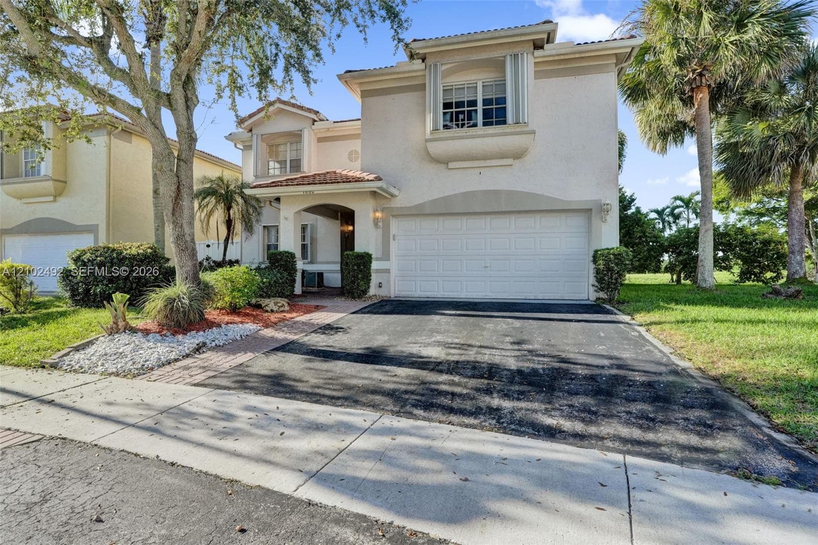 7860 NW 28th St, Margate FL 33063