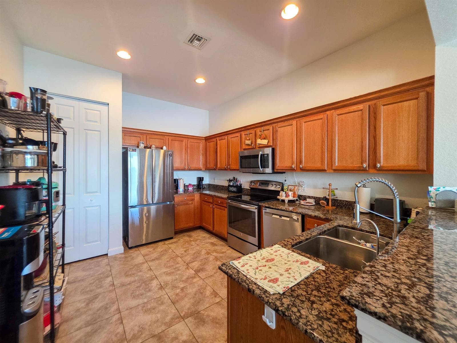 855 MARINA DEL RAY Lane # 2, West Palm Beach FL 33401