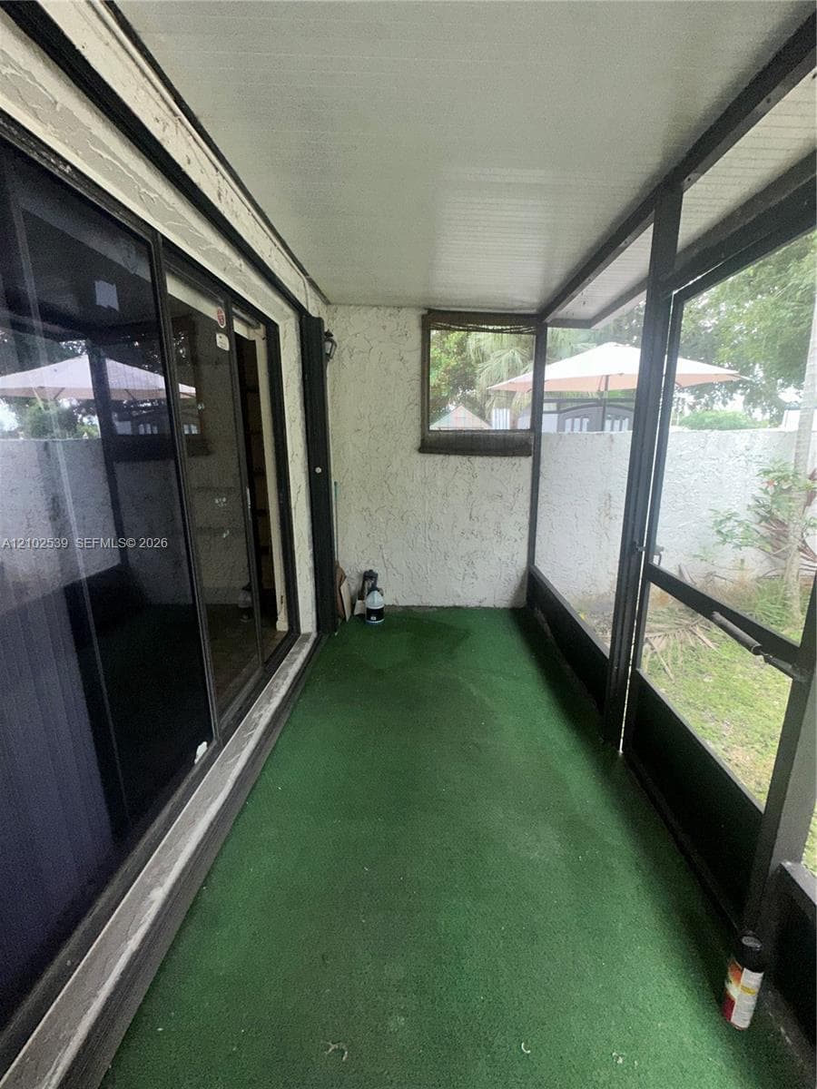 3905 Sheridan St, Hollywood FL 33021