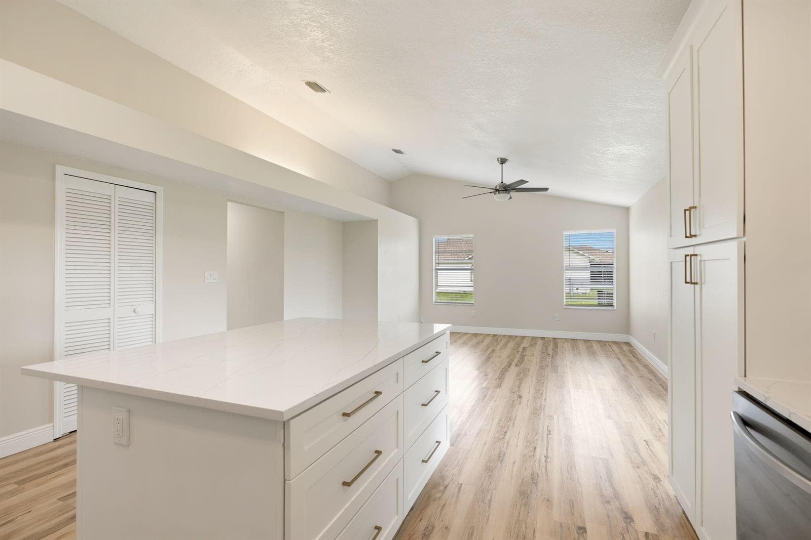 370 CAROL Drive NE, Palm Bay FL 32907