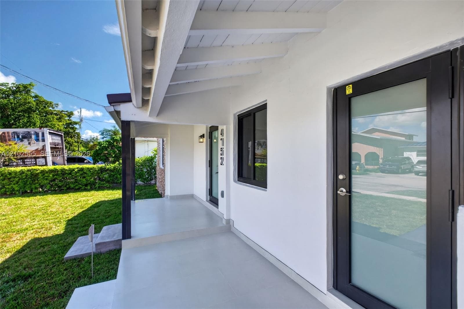 4752 SW 1st St, Miami FL 33134