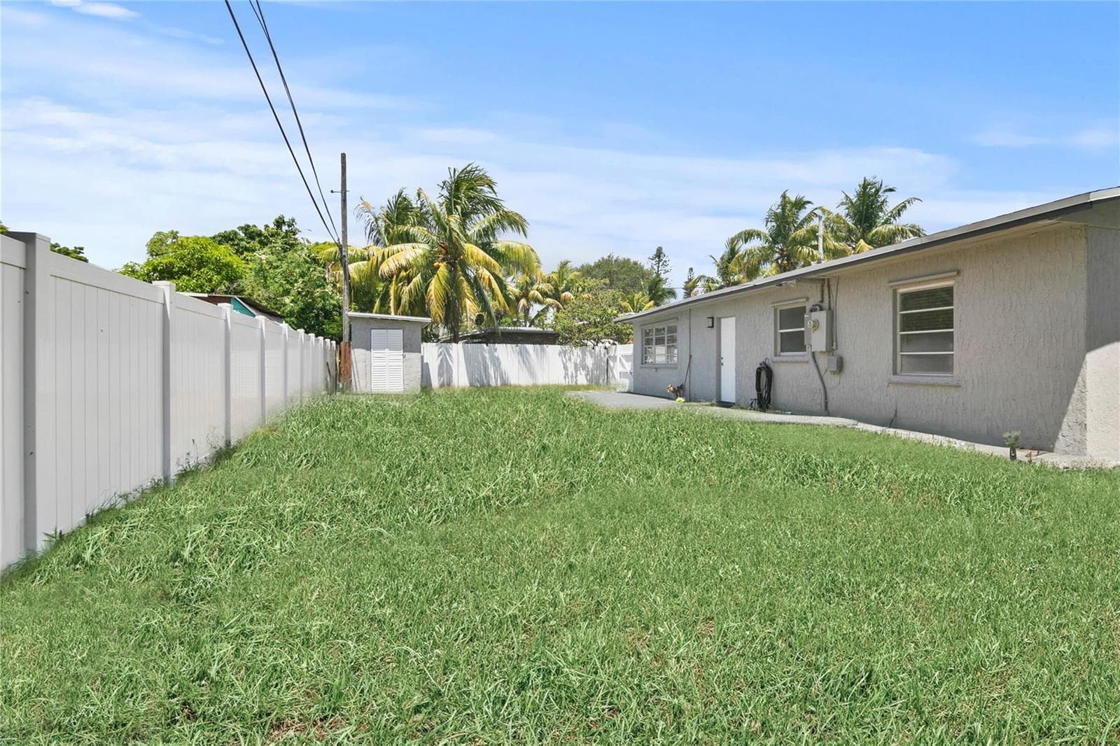 1010 NE 24TH Street, Pompano Beach FL 33064