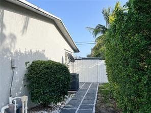 1010 NE 24TH Street, Pompano Beach FL 33064