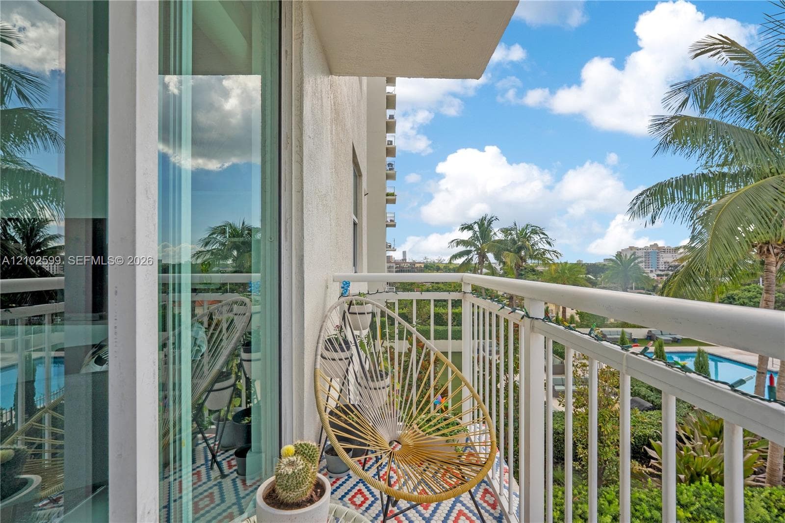3000 Coral Way # 606, Miami FL 33145
