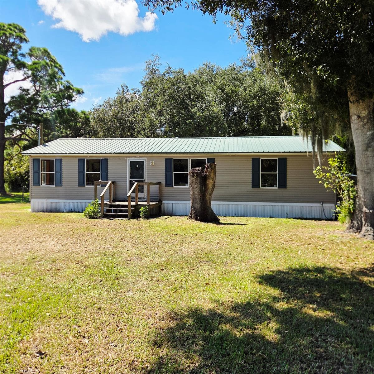 1761 SW 40TH Drive, Okeechobee FL 34974