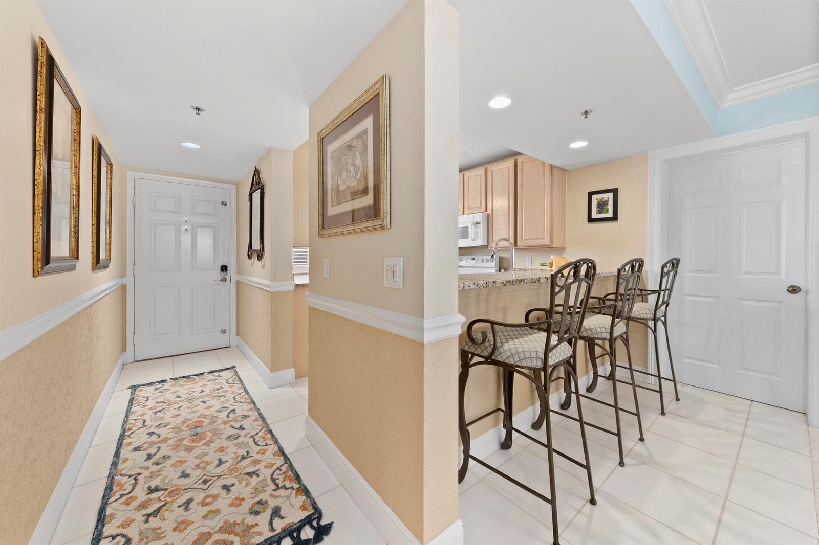 601 S SEAS Drive # 204, Jupiter FL 33477