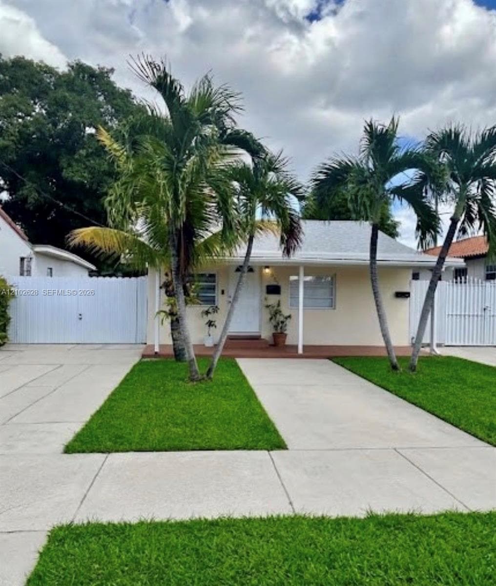 521 NW 44th Ave, Miami FL 33126
