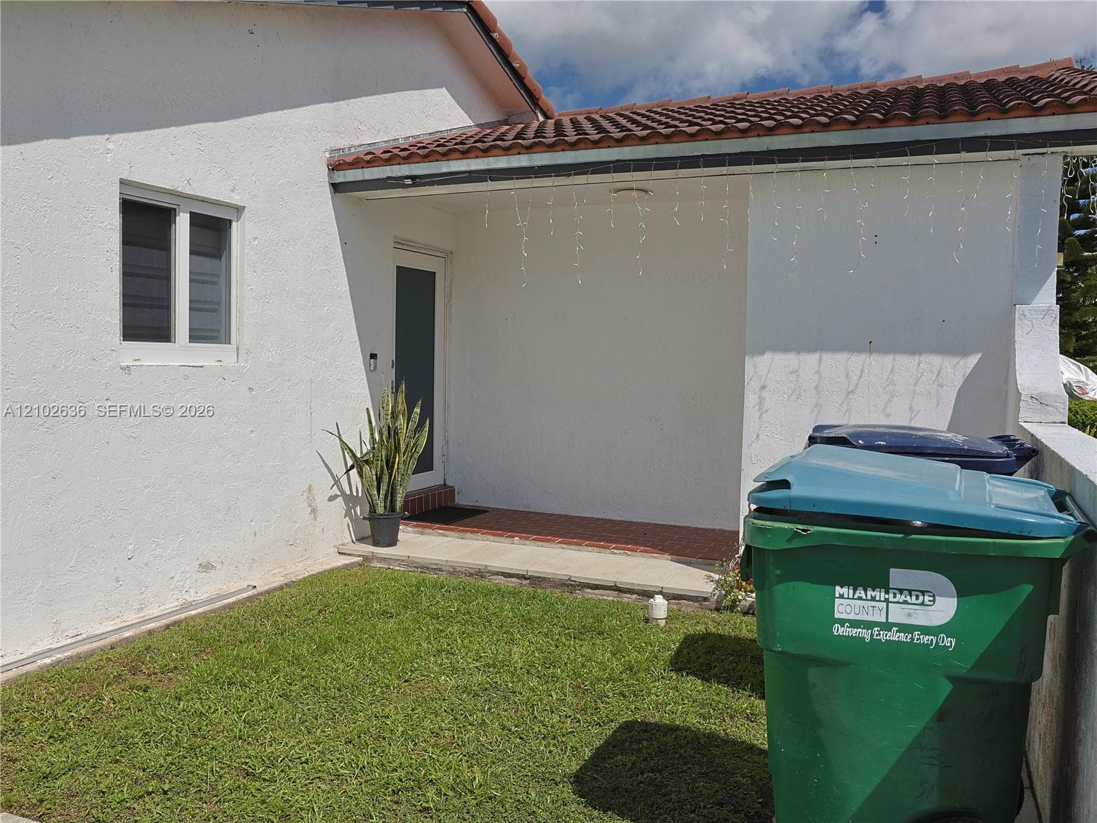 13555 SW 38th Ln, Miami FL 33175