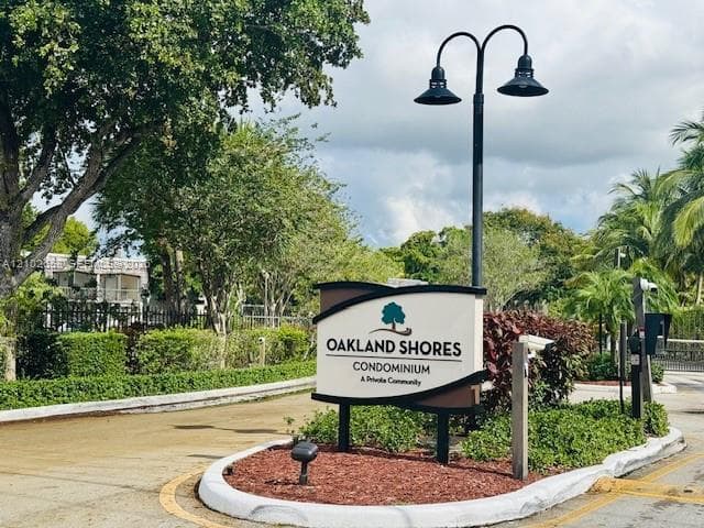 3123 Oakland Shores Dr # D202, Oakland Park FL 33309